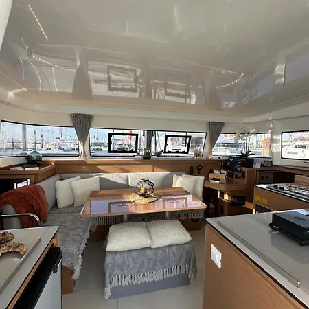 船上ホテル Sur L'eau