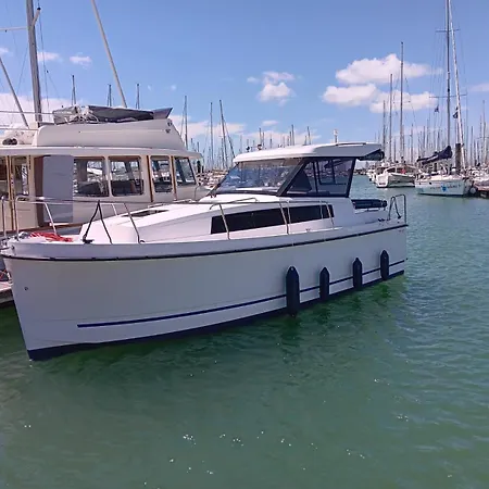 Sur L'eau La Rochelle (Charente-Maritime)