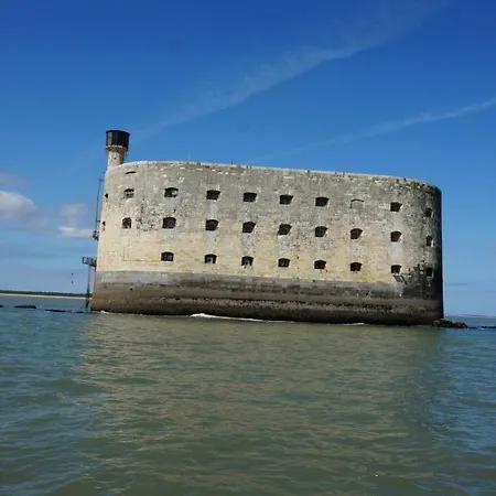 船上ホテル Sur L'eau ラ・ロシェル