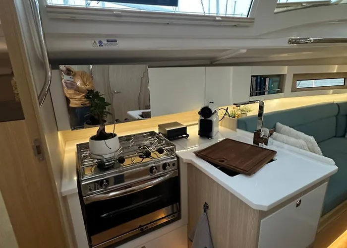 Sur L'eau La Rochelle (Charente-Maritime)