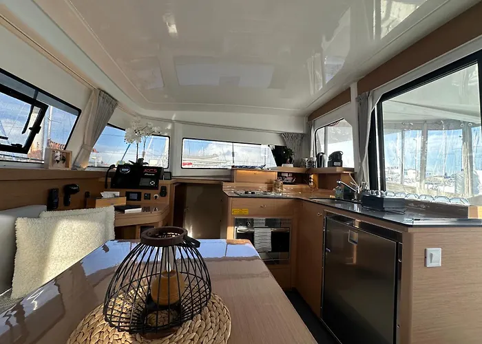 Hotel na wodzie Sur L'eau