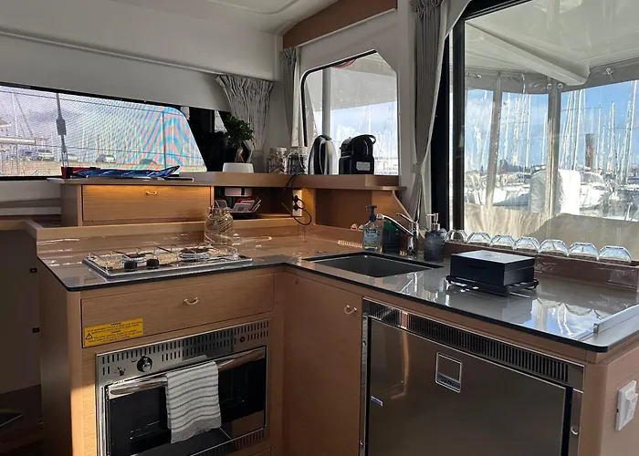 Sur L'eau La Rochelle (Charente-Maritime)