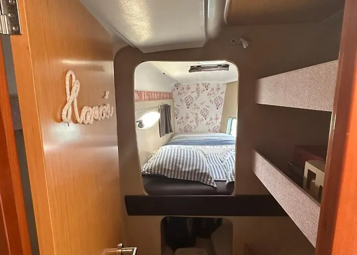 Sur L'eau La Rochelle (Charente-Maritime)